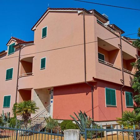 Pansion Hrga Hotell Vodice Exteriör bild