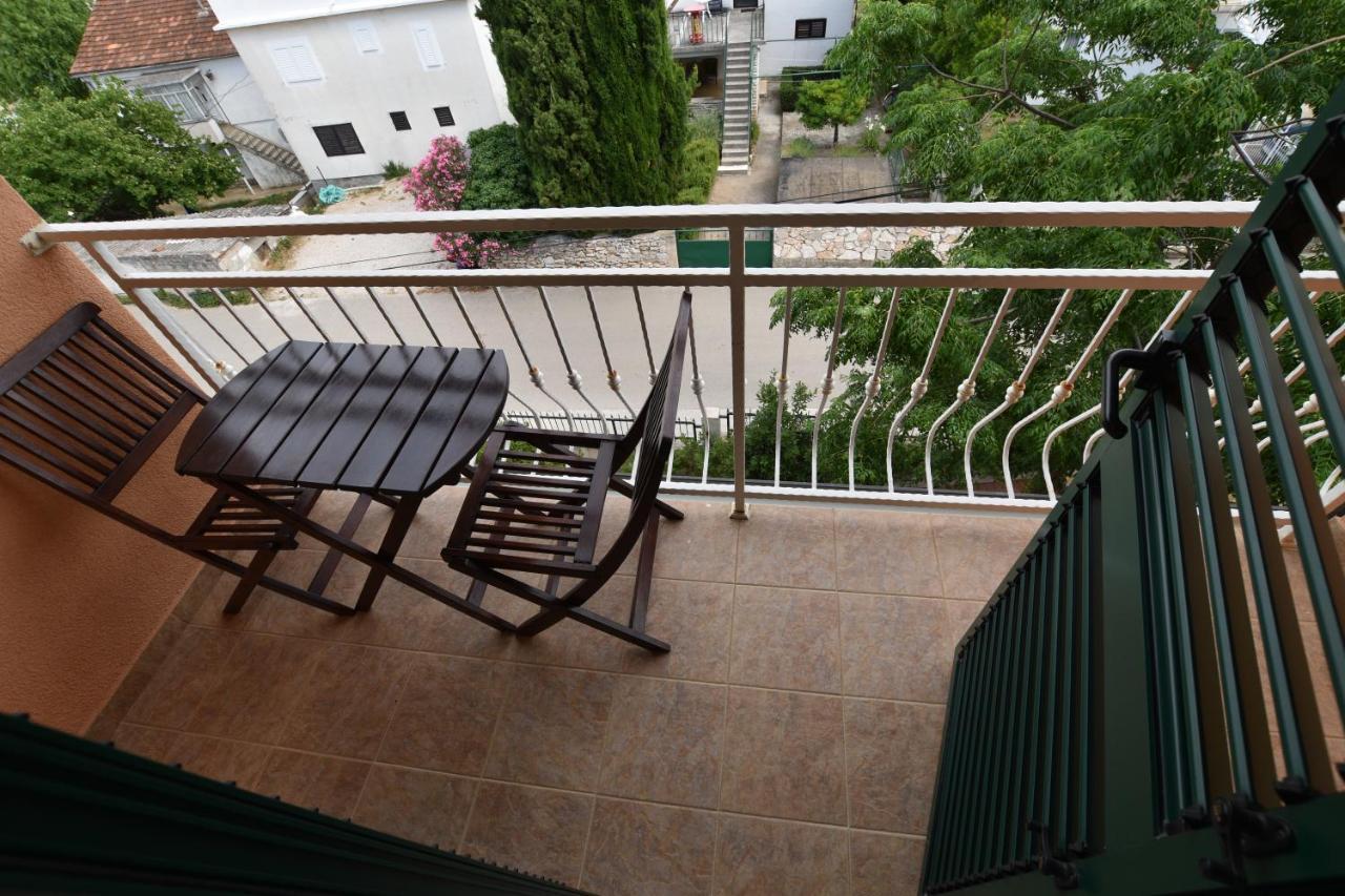 Pansion Hrga Hotell Vodice Exteriör bild