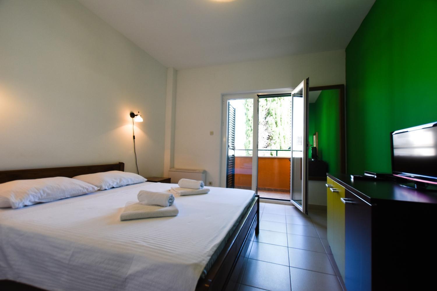 Pansion Hrga Hotell Vodice Exteriör bild