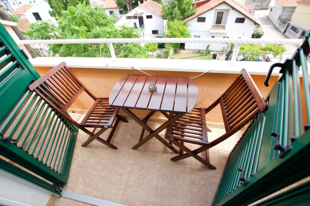 Pansion Hrga Hotell Vodice Exteriör bild
