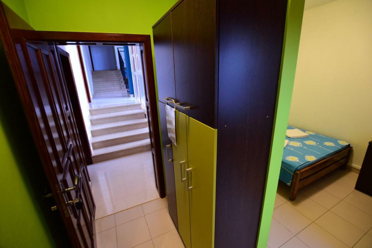 Pansion Hrga Hotell Vodice Exteriör bild