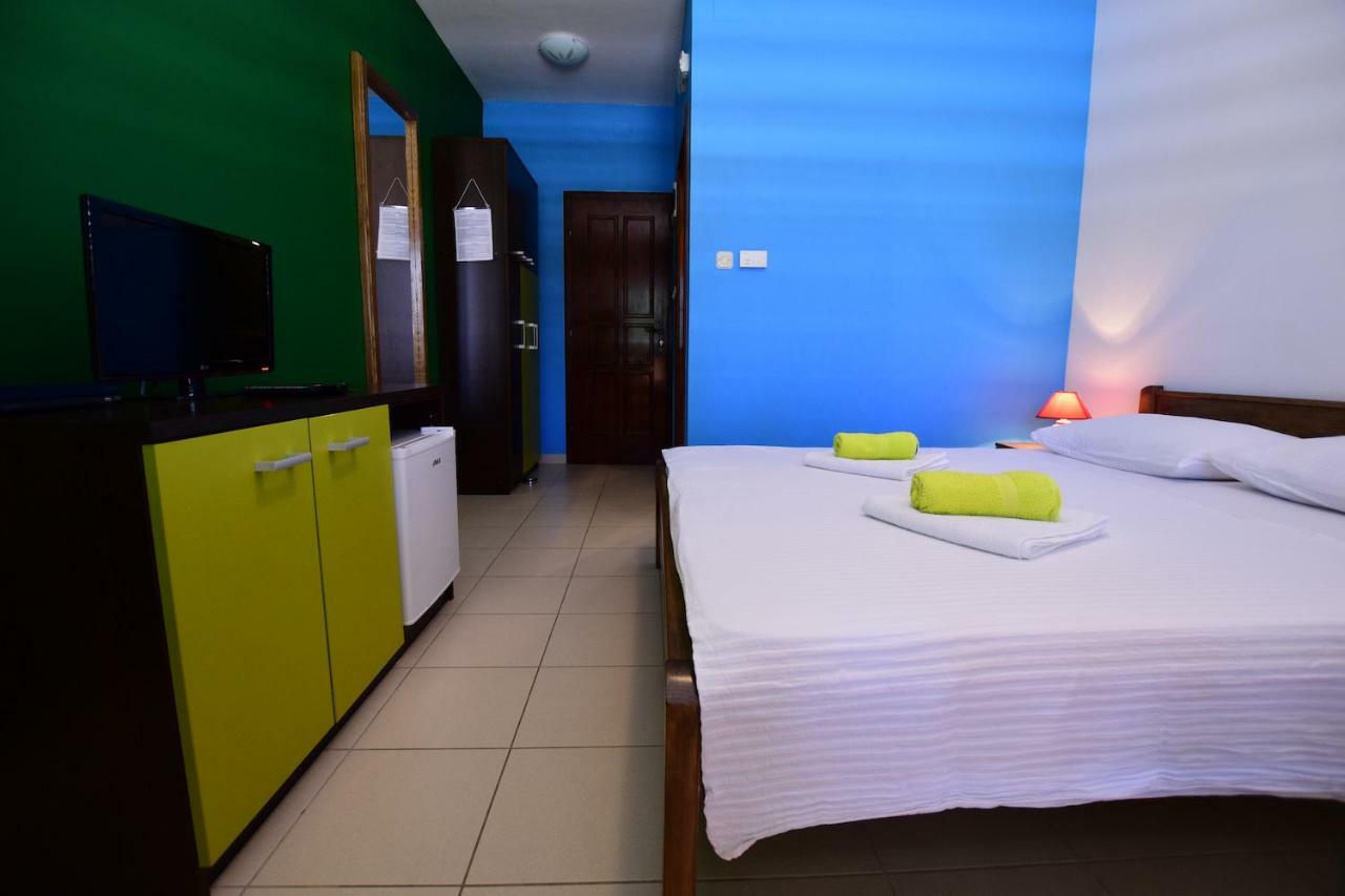 Pansion Hrga Hotell Vodice Exteriör bild