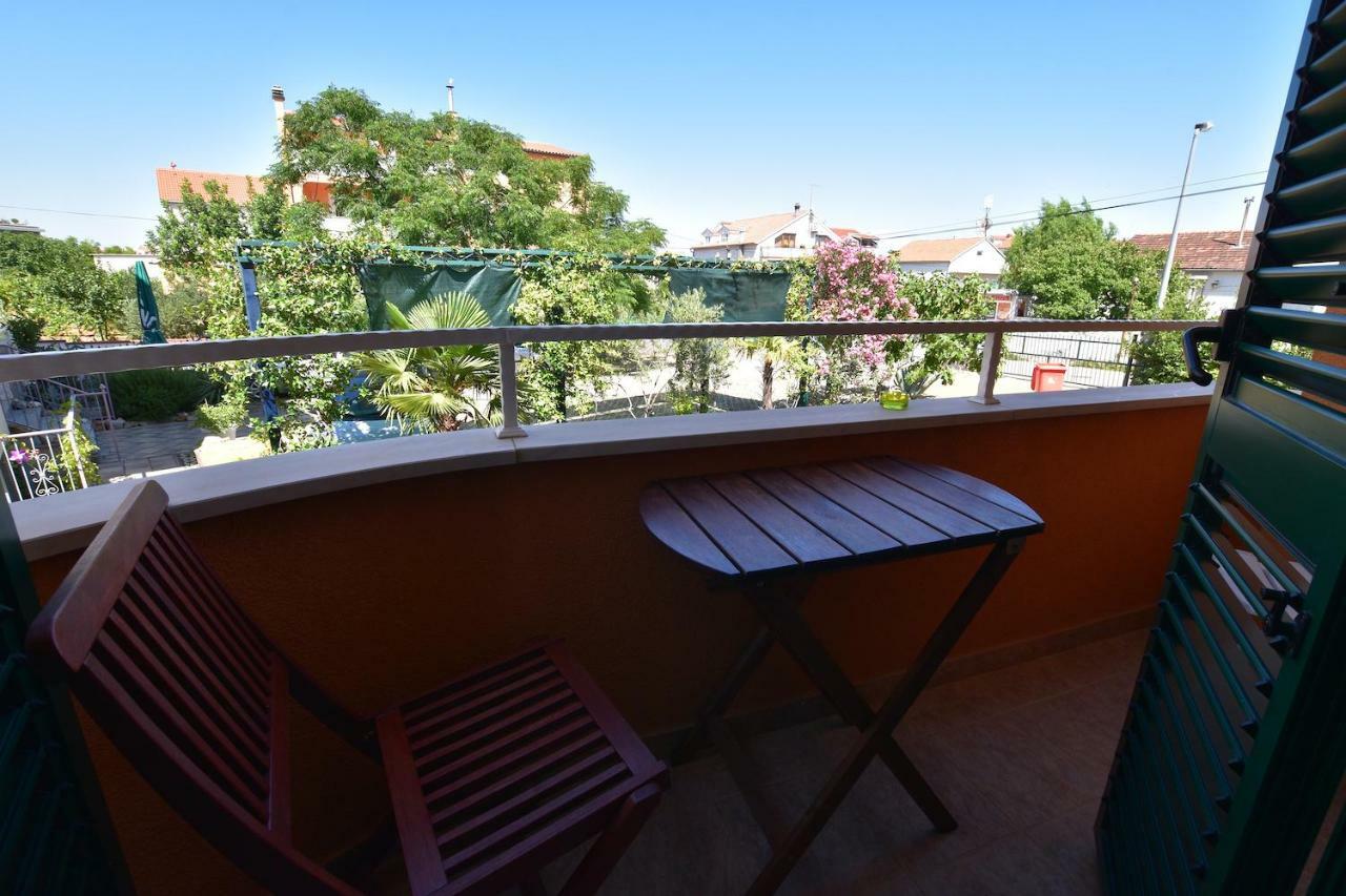 Pansion Hrga Hotell Vodice Exteriör bild
